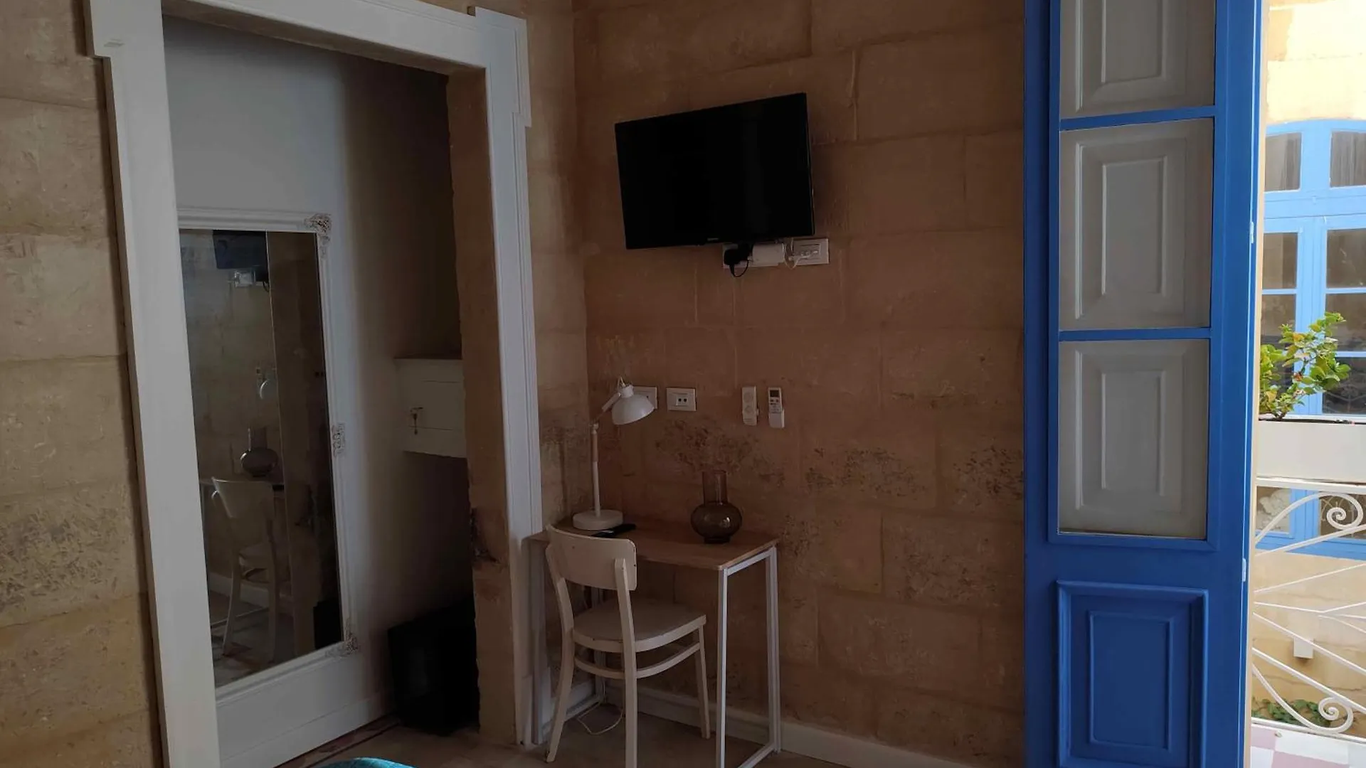 Blue House Bed & Breakfast Birgu