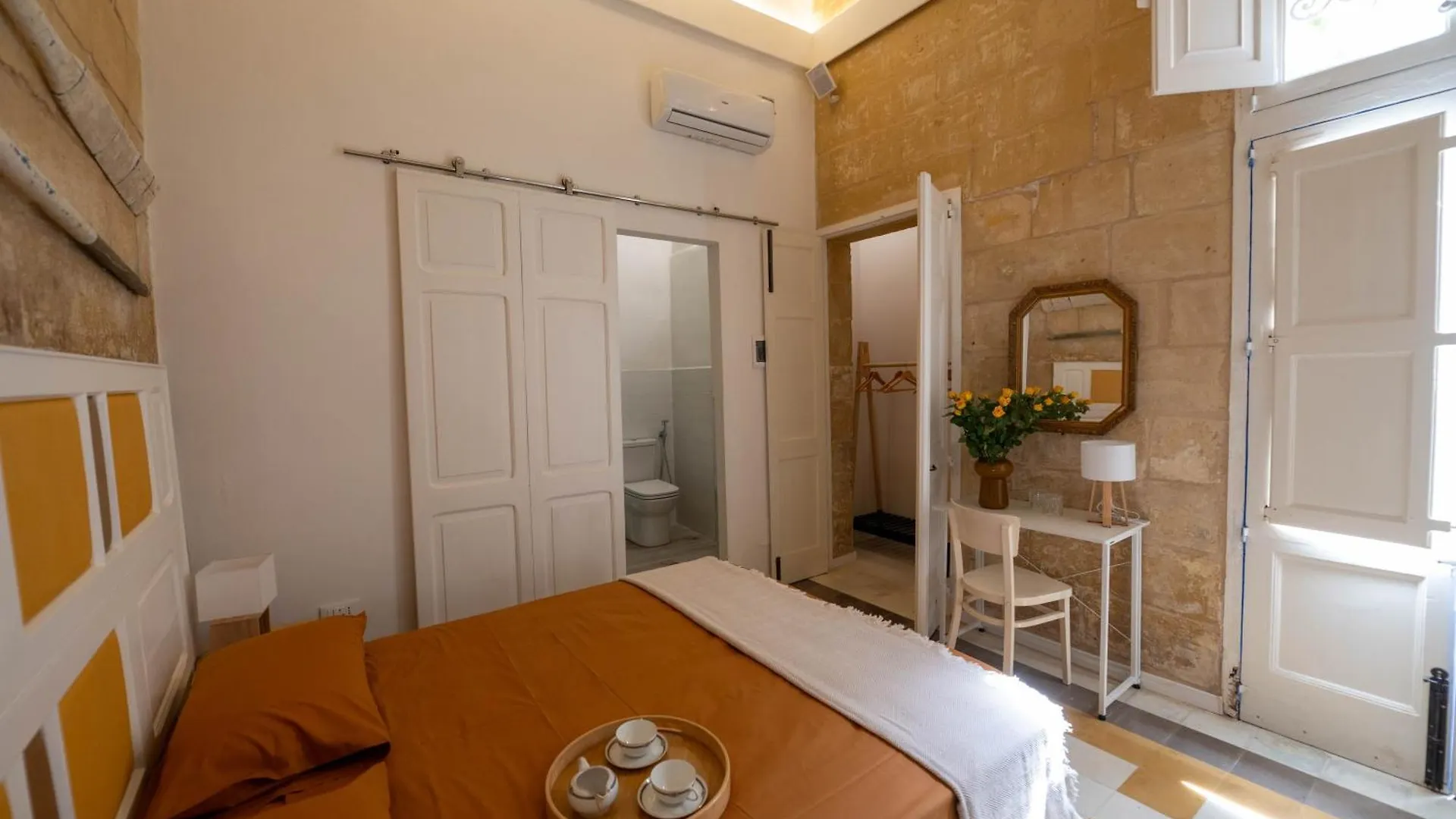 Bed & Breakfast Blue House Bed and Breakfast Birgu Malta